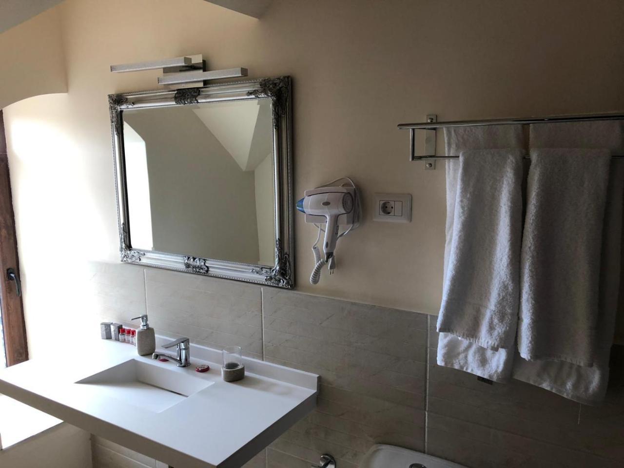 Ana Boutique Bed & Breakfast Alba Iulia Eksteriør bilde