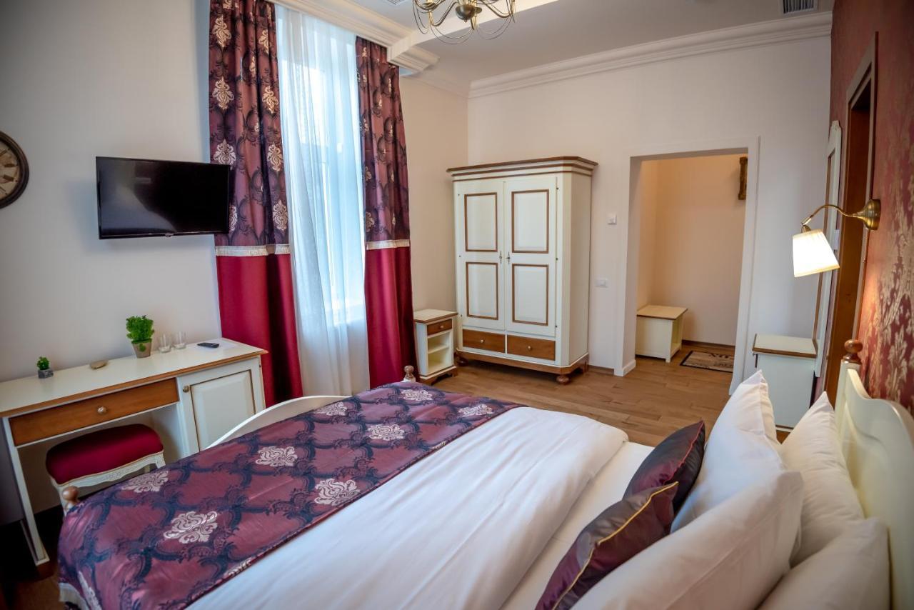 Ana Boutique Bed & Breakfast Alba Iulia Eksteriør bilde