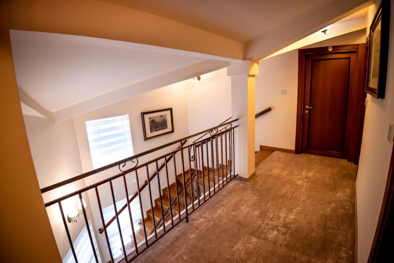 Ana Boutique Bed & Breakfast Alba Iulia Eksteriør bilde