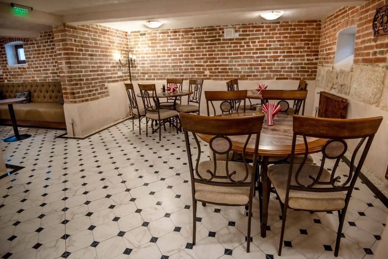 Ana Boutique Bed & Breakfast Alba Iulia Eksteriør bilde